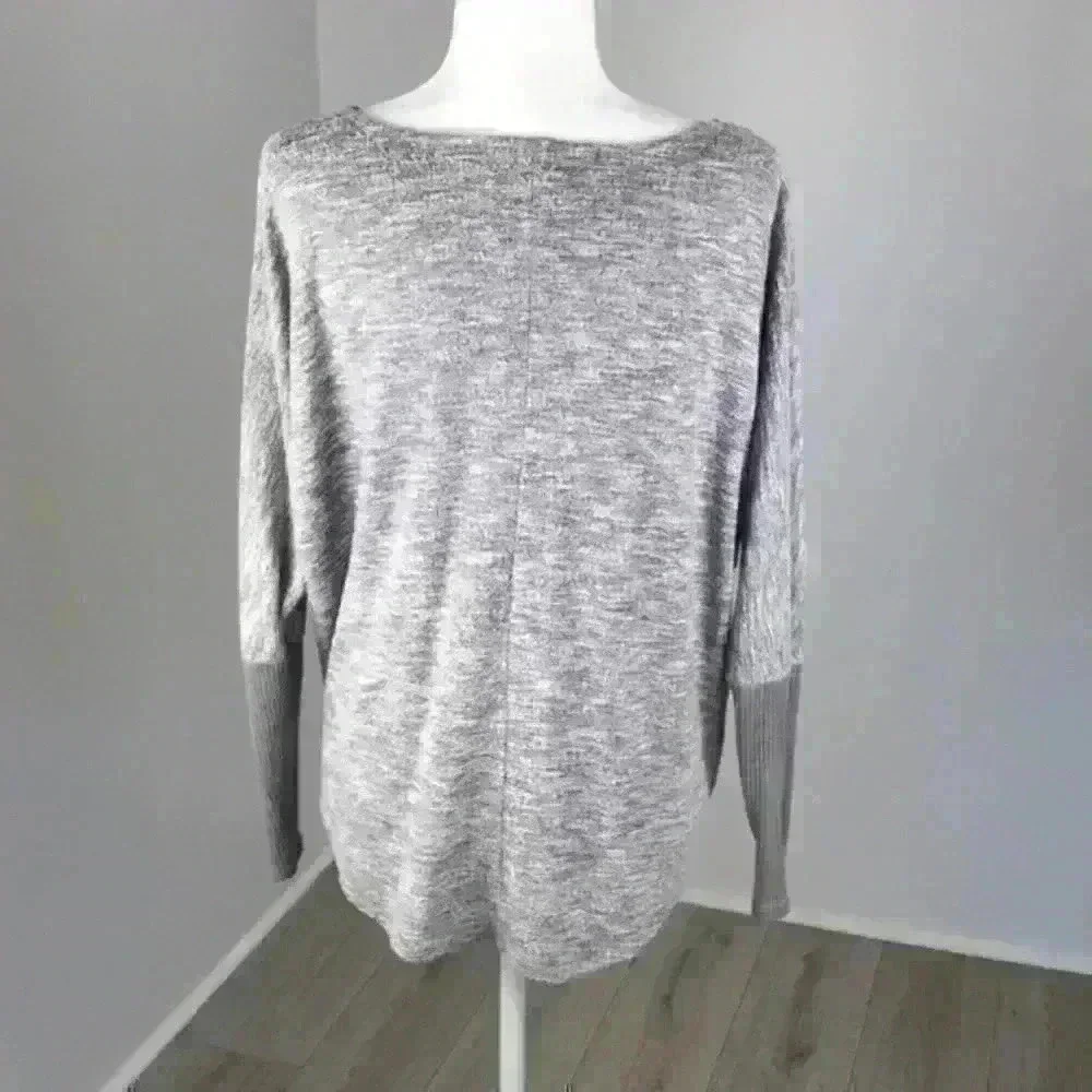 Charlotte Russe Long Sleeve Sweater Size S